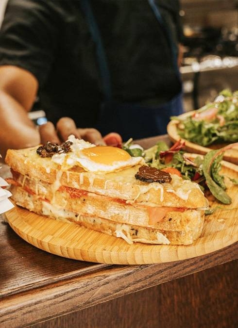 Le restaurant - Brasserie Longchamp - Bon restaurant Marseille vieux port - Meilleurs restaurants Vieux Port Marseille